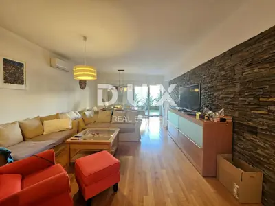 Stan 117 m², Peroj - prizemlje, privatno dvorište