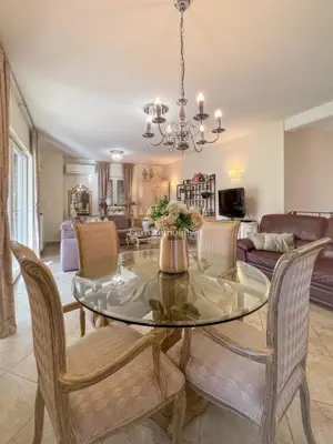 Kuća 265 m², Labin - vrt 5.960 m² i privatnost - 7