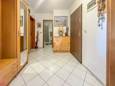 Stan 59 m², Novigrad - pogled na more i terasa - 6