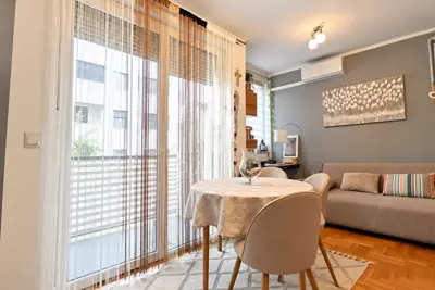 Stan 43 m², Lanište - dvosoban, loggia i garažno mjesto - 2
