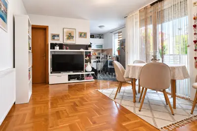 Stan 43 m², Lanište - dvosoban, loggia i garažno mjesto