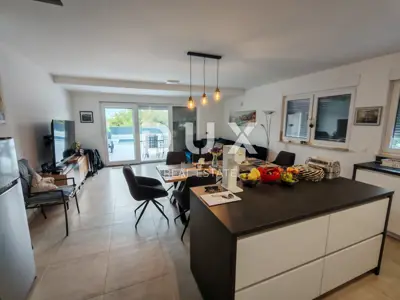 Doppelhaushälfte 147 m², Nin - Pool und Meerblick - 2
