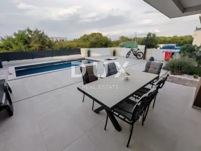 Doppelhaushälfte 147 m², Nin - Pool und Meerblick - 15