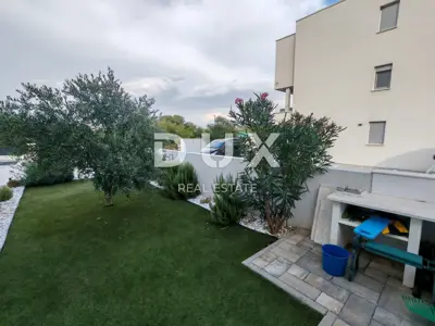 Doppelhaushälfte 147 m², Nin - Pool und Meerblick - 22