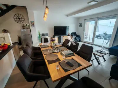 Doppelhaushälfte 147 m², Nin - Pool und Meerblick - 8