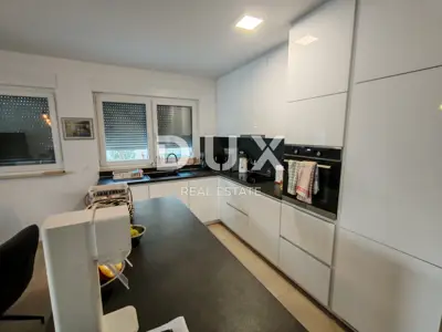 Doppelhaushälfte 147 m², Nin - Pool und Meerblick - 5