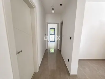 Wohnung 162 m², Zečevo Rogozničko - 100 m vom Meer - 17