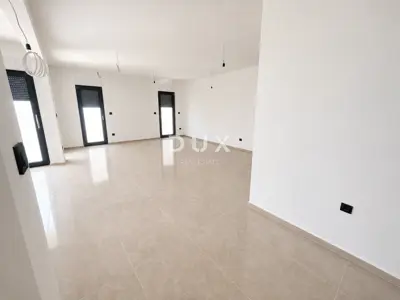Wohnung 162 m², Zečevo Rogozničko - 100 m vom Meer - 2