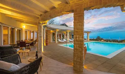 Vila 400 m², Veprinac - panoramski pogled na more