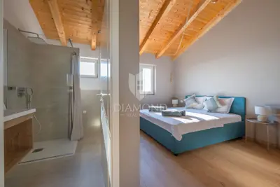 Villa 4.872 m², Marčana - panoramski pogled na more - 19