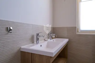 Villa 4.872 m², Marčana - panoramski pogled na more - 20