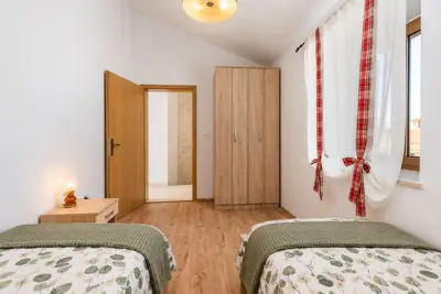 Haus 72 m², Svetvinčenat - Pool und Hydromassage - 16