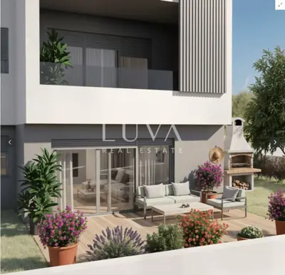 Wohnung 76 m², Kaštel Stari - Open Space und 3 Balkone