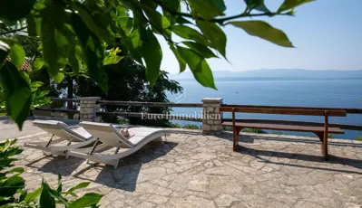 Kuća i 4 apartmana, Bol na Braču, pogled na more - 8