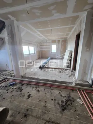 House 250 m², Repušnica near Kutina - peaceful surroundings - 14