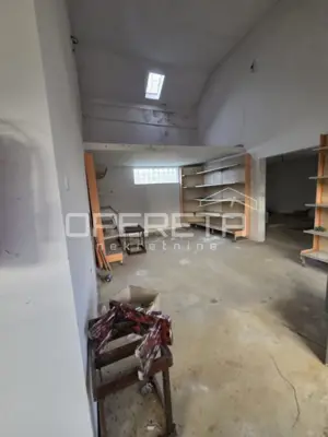 House 250 m², Repušnica near Kutina - peaceful surroundings - 12