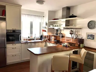 Kuća/villa 290 m², Pag centar, pogled na more i vrt - 4