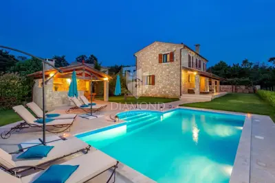 Villa 159 m², Svetvinčenat - bazen i sauna