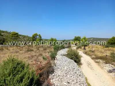 Poljoprivredno zemljište 8.700 m², Otok Brač - unutrašnjost otoka - 5