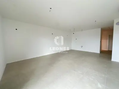 Stan 700 m od mora, Tar-Vabriga, lift i dvije spavaće sobe - 4