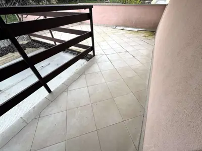 House 152 m², Buje - peaceful location in greenery - 20