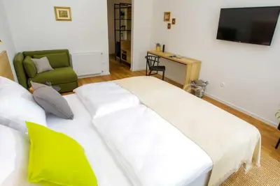 Sale, Small hotel near Plitvice, 8 rooms - 7