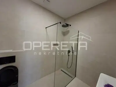 Renovirani dvosoban stan na Gripama, 80 m². - 6