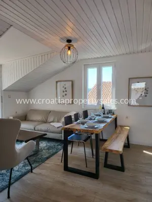 Haus 220 m², Primošten - 4 Apartments in der Nähe des Zentrums - 2