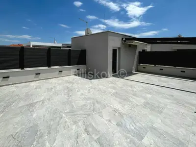 For Sale: Two-Bedroom Apartment with Open Sea View, Okrug - 16