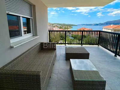 For Sale: Two-Bedroom Apartment with Open Sea View, Okrug - 12