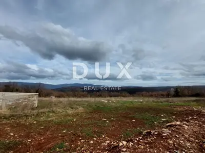 ISTRA, PIĆAN - Land with construction started for two houses, edge of the village, p - 21
