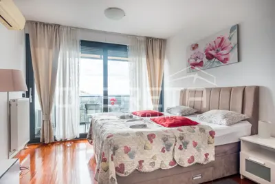 Wohnung zur Miete in Špansko, 40 m²