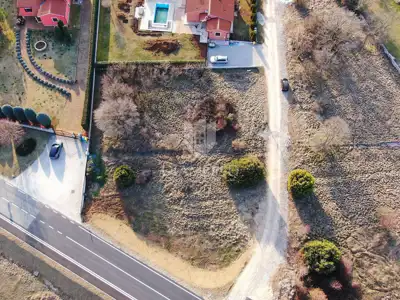 Building plot 1,549 m², Labin - flat plot by the road - 3