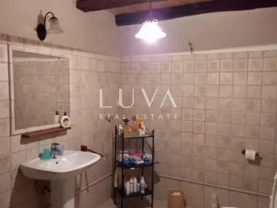 Stone villa 294 m², Hum - historical baroque architecture - 7
