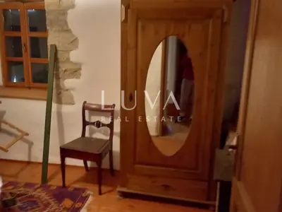 Stone villa 294 m², Hum - historical baroque architecture - 5