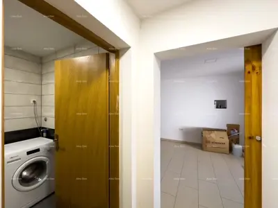 Prodaja renovirane kuće s pogledom na more, Medulin! - 8
