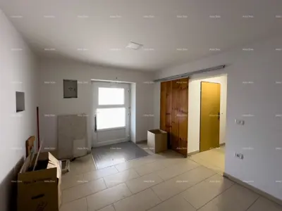 Prodaja renovirane kuće s pogledom na more, Medulin! - 10