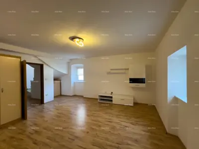 Prodaja renovirane kuće s pogledom na more, Medulin! - 16