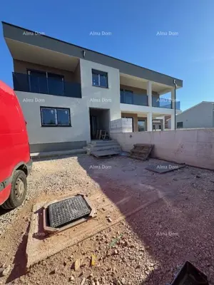 Šišan. Novoizgrađena kuća sa bazenom - 5