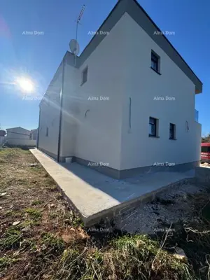 Šišan. Novoizgrađena kuća sa bazenom - 4
