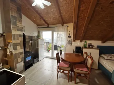 Apartment for sale in Grižane-Belgrad, 40 m²