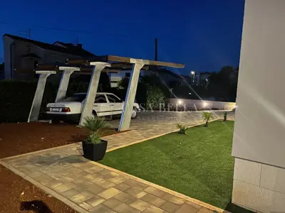 Kuća 400 m², Malinska na Krku - 4 apartmana - 3