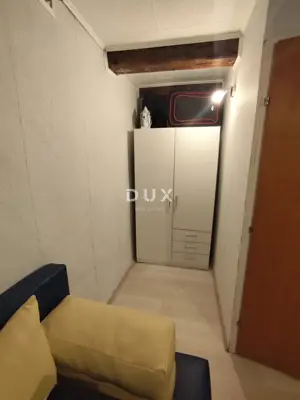Haus 85 m², Pirovac - alter Ortskern, Terrasse mit Meerblick - 8