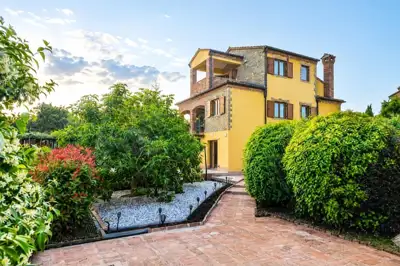 Kuća 70 m², Kaštelir - mirna lokacija blizu mora