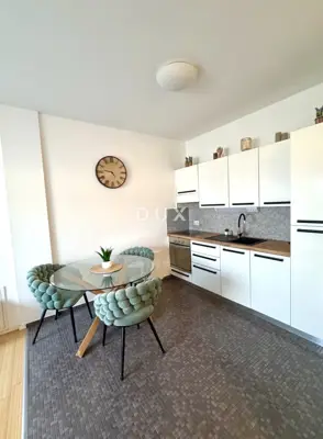 Rijeka, Zentrum, 2-Zimmer-Wohnung, 60 m², modern, Garagenstellplatz - 2