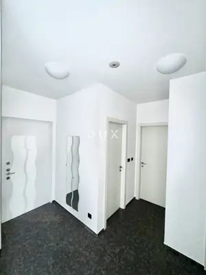 Rijeka, Zentrum, 2-Zimmer-Wohnung, 60 m², modern, Garagenstellplatz - 5