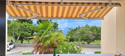 Apartment 40.6 m², Gajac - first row to the sea