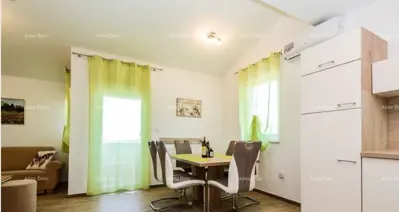 Samostojeća kuća, blizina Vodnjana. - 12