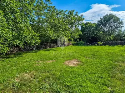 Kanfanar, surrounding area, old house for renovation with courtyard - 5