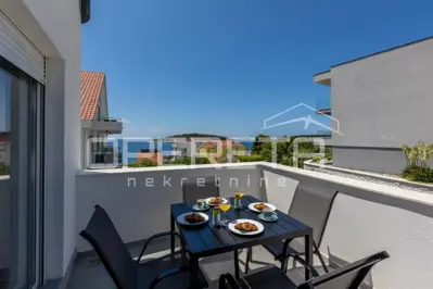 Wohnung 125 m², Zečevo Rogozničko, 90 m vom Meer